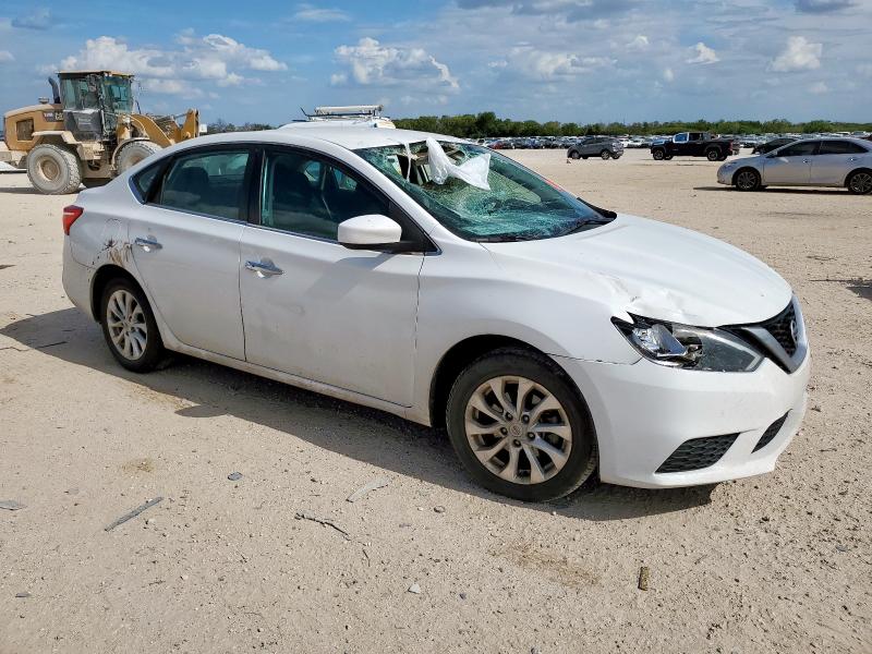 3N1AB7AP5KY289066 - 2019 NISSAN SENTRA S 白色 照片 4