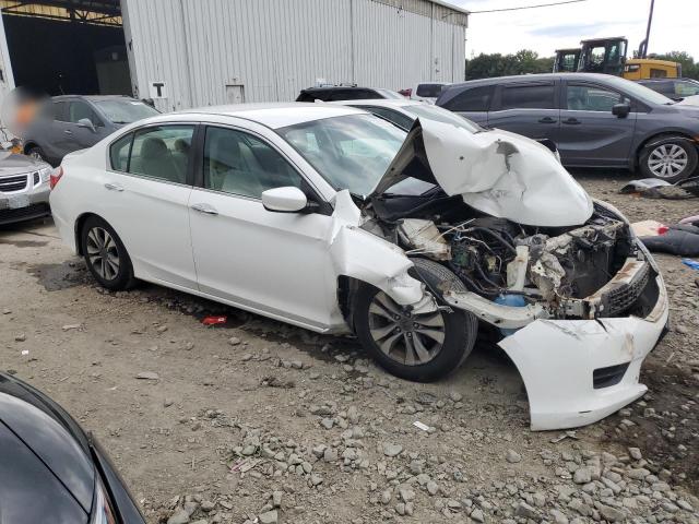 1HGCR2F33DA272995 - 2013 HONDA ACCORD LX WHITE photo 4