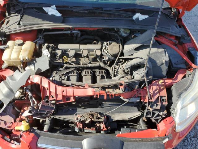 1FAHP3K27CL405831 - 2012 FORD FOCUS SE RED photo 11