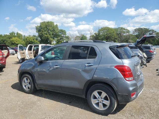 KL7CJLSB1KB847706 - 2019 CHEVROLET TRAX 1LT GRAY photo 2