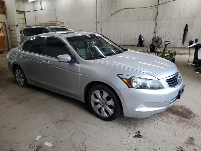 1HGCP26809A045675 - 2009 HONDA ACCORD EXL SILVER photo 4