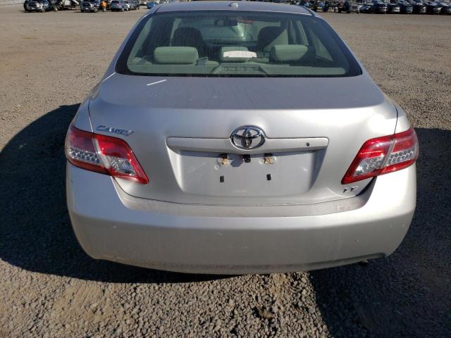 4T1BF3EK5AU013108 - 2010 TOYOTA CAMRY BASE ვერცხლისფერი ფოტო 6