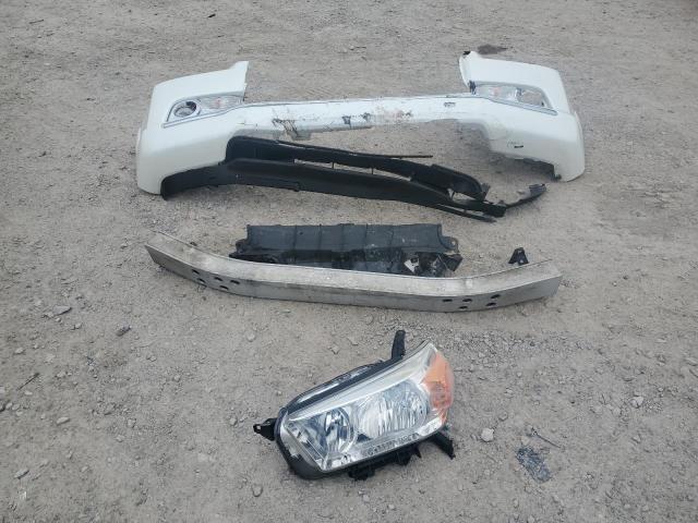 JTEBU5JR3C5107974 - 2012 TOYOTA 4RUNNER SR5 WHITE photo 13