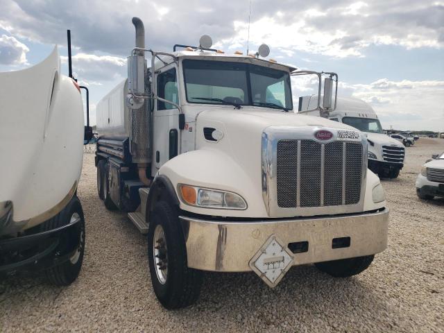 2NP3LN0X3BM126074 - 2011 PETERBILT 348 WHITE photo 1