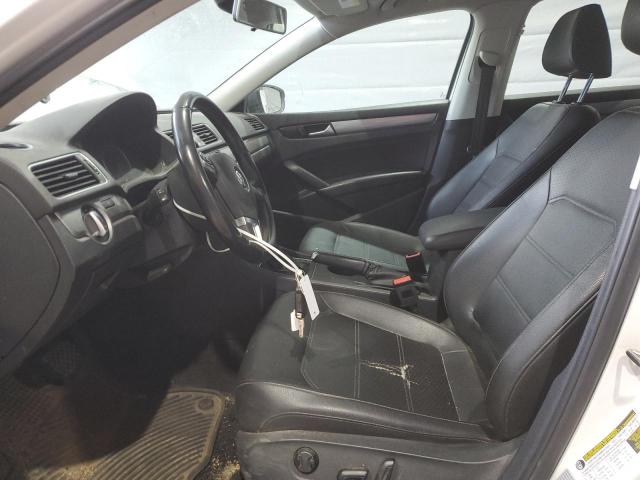 1VWAT7A39FC058125 - 2015 VOLKSWAGEN PASSAT S WHITE photo 7