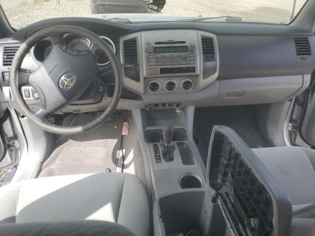 5TFJU4GNXBX006884 - 2011 TOYOTA TACOMA DOUBLE CAB PRERUNNER SILVER photo 8