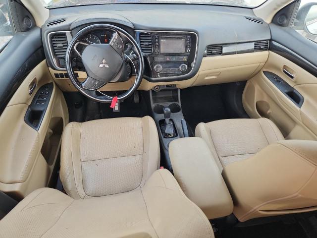 JA4AZ3A36GZ062331 - 2016 MITSUBISHI OUTLANDER SE WHITE photo 8