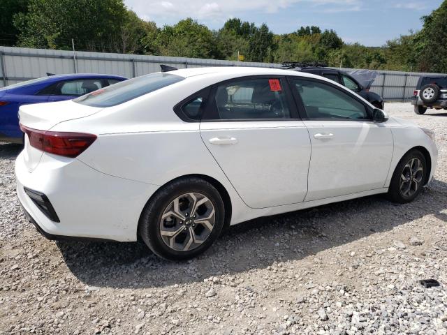 3KPF24AD2KE114637 - 2019 KIA FORTE FE WHITE photo 3