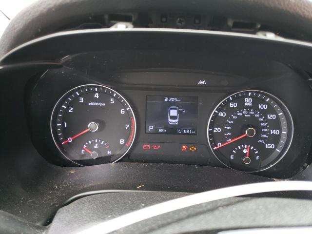 3KPF24AD2KE114637 - 2019 KIA FORTE FE WHITE photo 9