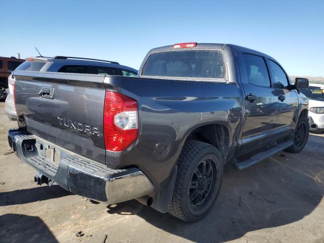 5TFEM5F18GX107886 - 2016 TOYOTA TUNDRA CREWMAX SR5 BLACK photo 3