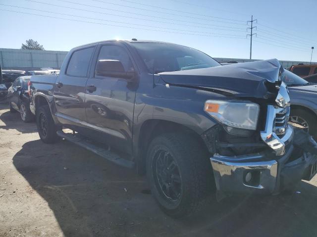 5TFEM5F18GX107886 - 2016 TOYOTA TUNDRA CREWMAX SR5 BLACK photo 4