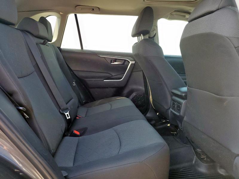 2T3W1RFV4RC299033 - 2024 TOYOTA RAV4 XLE GRAY photo 11