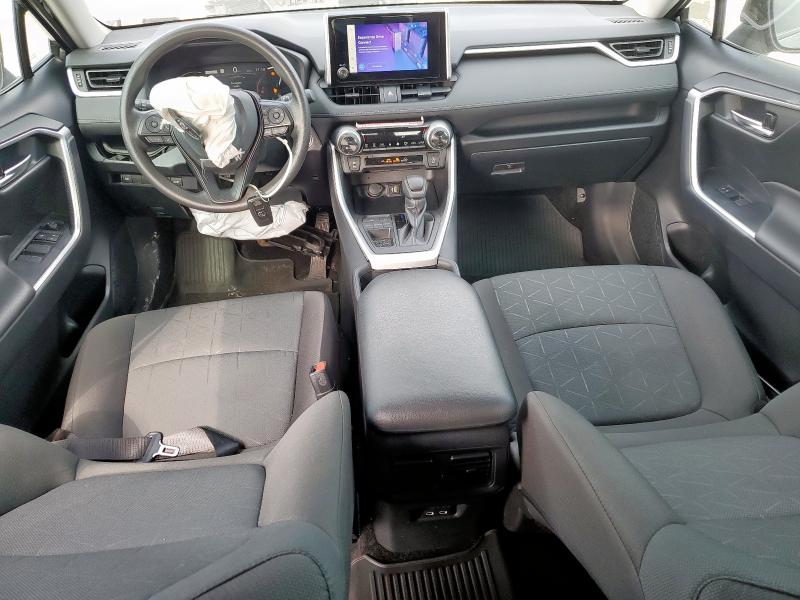 2T3W1RFV4RC299033 - 2024 TOYOTA RAV4 XLE GRAY photo 8