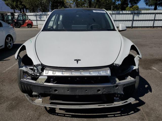 7SAYGDEF0NF443280 - 2022 TESLA MODEL Y თეთრი ფოტო 5