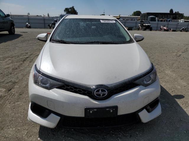 JTNKARJE8GJ520659 - 2016 TOYOTA SCION IM WHITE photo 5