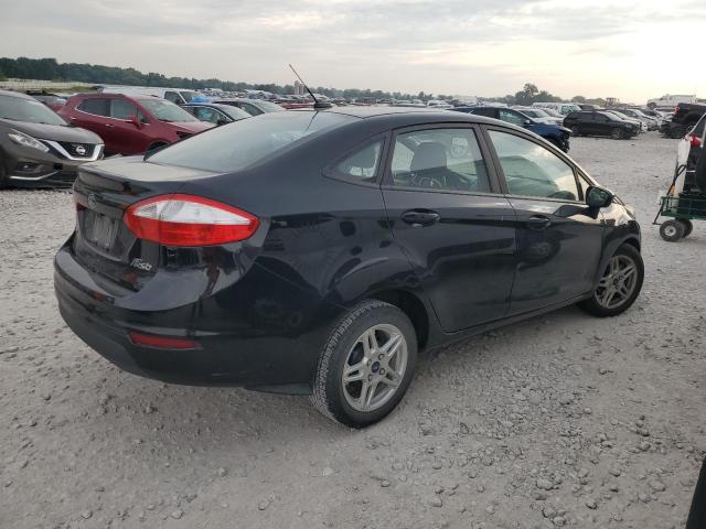 3FADP4BJ0JM143478 - 2018 FORD FIESTA SE BLACK photo 3