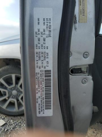 1C4NJDEB2GD639519 - 2016 JEEP COMPASS LATITUDE SILVER photo 13