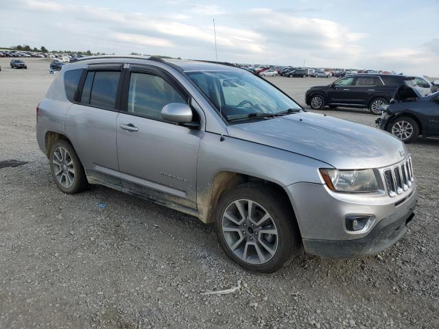 1C4NJDEB2GD639519 - 2016 JEEP COMPASS LATITUDE SILVER photo 4