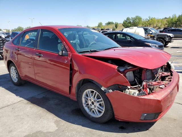 1FAHP3FN8BW104860 - 2011 FORD FOCUS SE RED photo 4