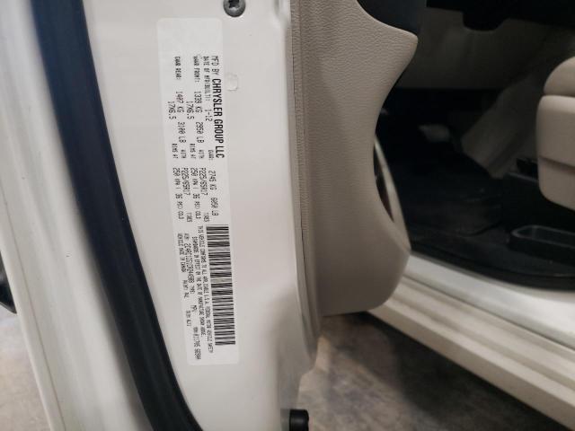 2C4RC1CG1CR244988 - 2012 CHRYSLER TOWN & COU TOURING L WHITE photo 13