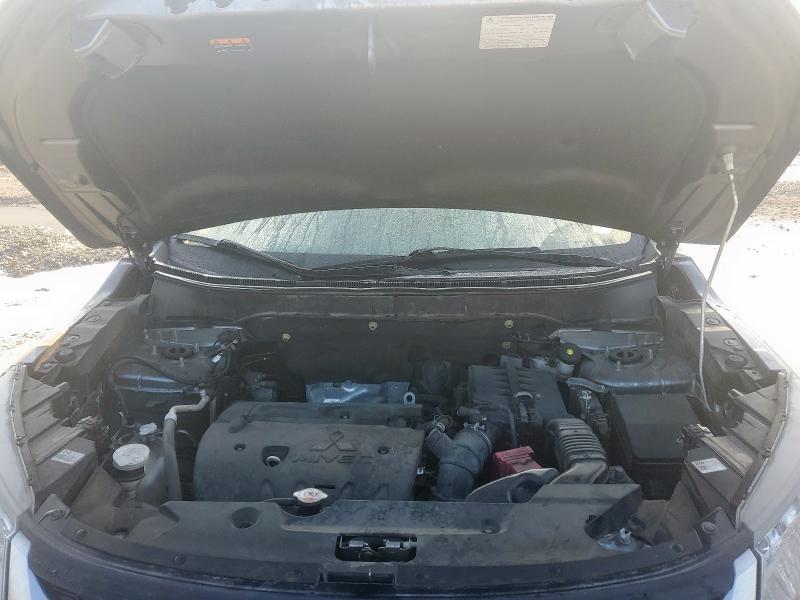 JA4ARUAU1NU006757 - 2022 MITSUBISHI OUTLANDER ES GRAY photo 11