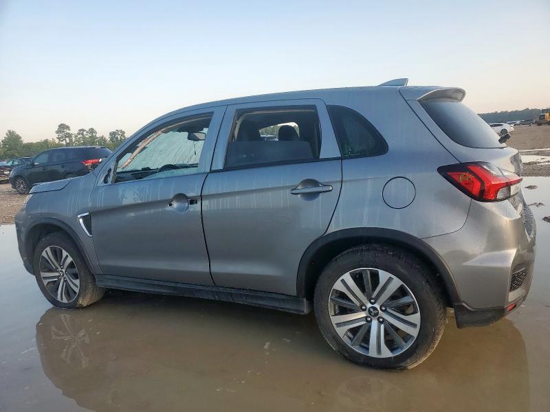JA4ARUAU1NU006757 - 2022 MITSUBISHI OUTLANDER ES GRAY photo 2