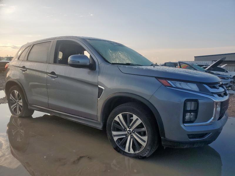 JA4ARUAU1NU006757 - 2022 MITSUBISHI OUTLANDER ES GRAY photo 4