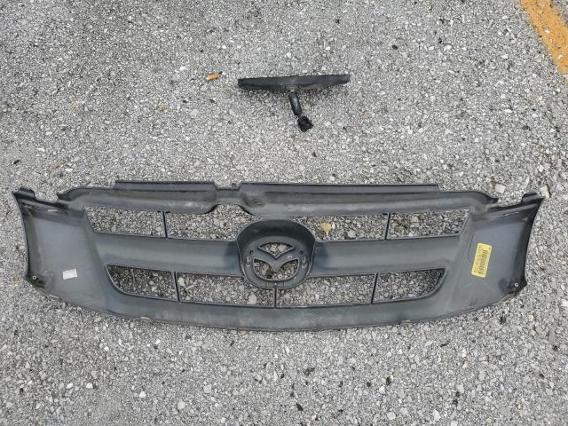 4F2YZ02Z05KM57472 - 2005 MAZDA TRIBUTE I GRAY photo 12