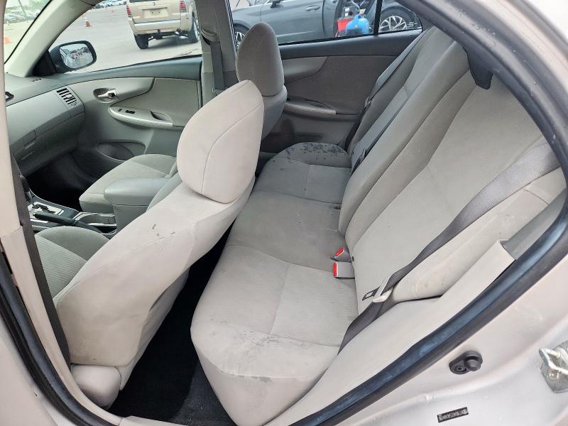 2T1BU4EE5AC484196 - 2010 TOYOTA COROLLA LE BASE SILVER photo 10