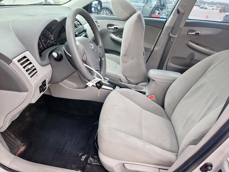 2T1BU4EE5AC484196 - 2010 TOYOTA COROLLA LE BASE SILVER photo 7