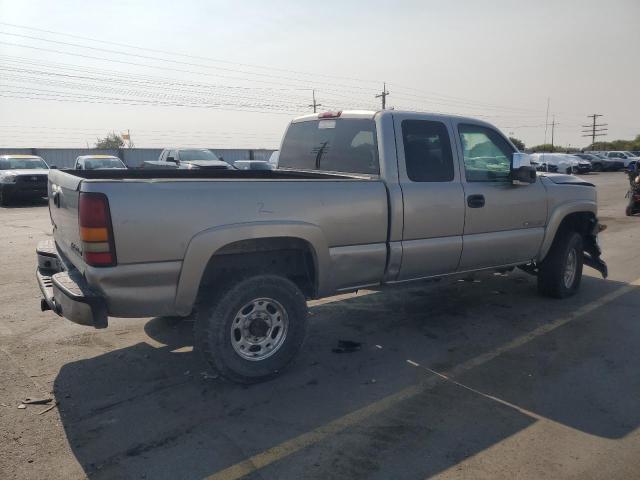 1GCHK29U32E209964 - 2002 CHEVROLET SILVERADO K2500 HEAVY DUTY TAN photo 3