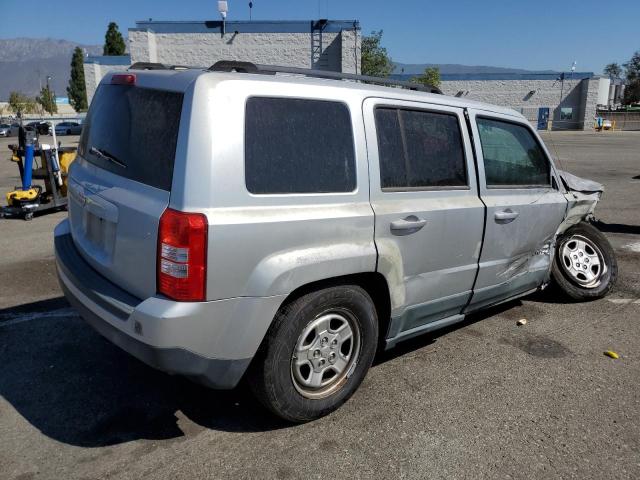 1J4NT1GA9BD270979 - 2011 JEEP PATRIOT SPORT 银色 照片 3