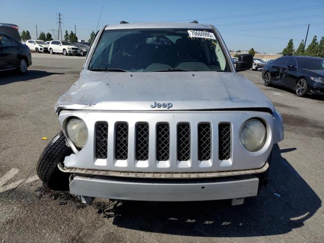 1J4NT1GA9BD270979 - 2011 JEEP PATRIOT SPORT 银色 照片 5