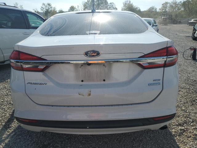 3FA6P0HDXHR114747 - 2017 FORD FUSION SE WHITE photo 6