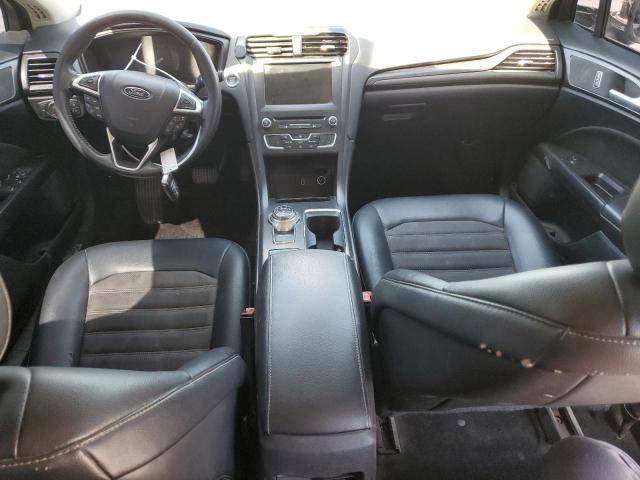 3FA6P0H71JR109212 - 2018 FORD FUSION SE أزرق صورة 8