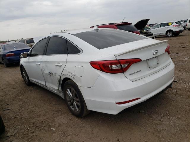 5NPE24AF8FH123972 - 2015 HYUNDAI SONATA SE WHITE photo 2