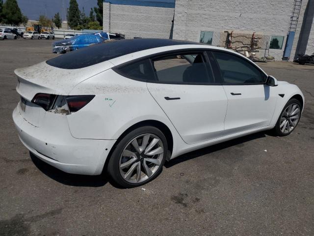 5YJ3E1EA5JF108848 - 2018 TESLA MODEL 3 Білий фото 3