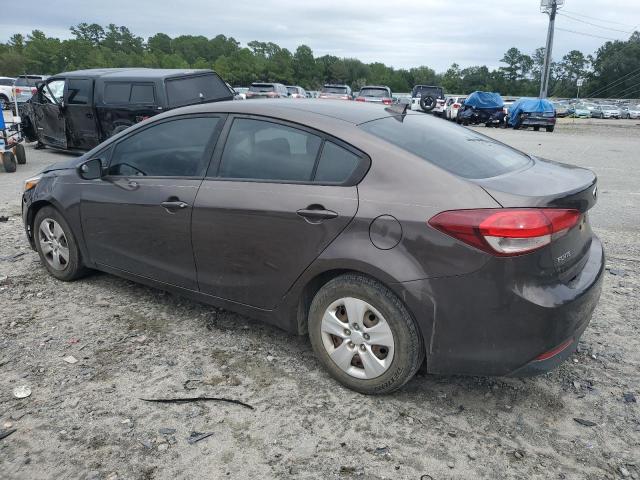 3KPFK4A76HE070158 - 2017 KIA FORTE LX BROWN photo 2