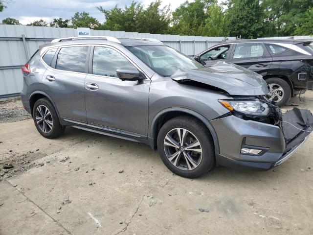 JN8AT2MV4JW353745 - 2018 NISSAN ROGUE S GRAY photo 4