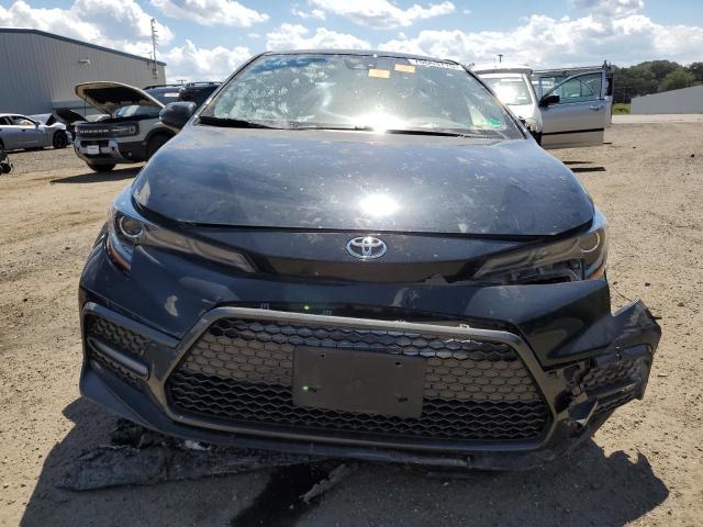 JTDS4RCE2LJ041799 - 2020 TOYOTA COROLLA SE შავი ფოტო 5