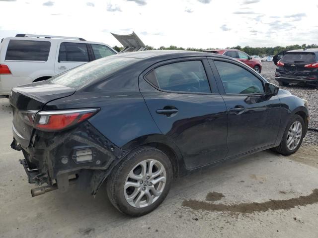 3MYDLBYV5JY324395 - 2018 TOYOTA YARIS IA BLACK photo 3