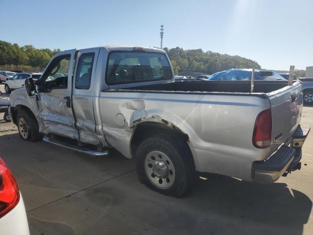 1FTNX20546ED24962 - 2006 FORD F250 SUPER DUTY SILVER photo 2