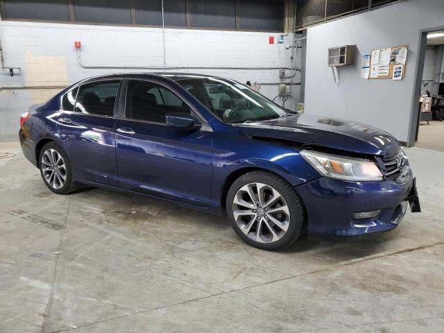 1HGCR2F52FA094369 - 2015 HONDA ACCORD SPORT 蓝色 照片 4