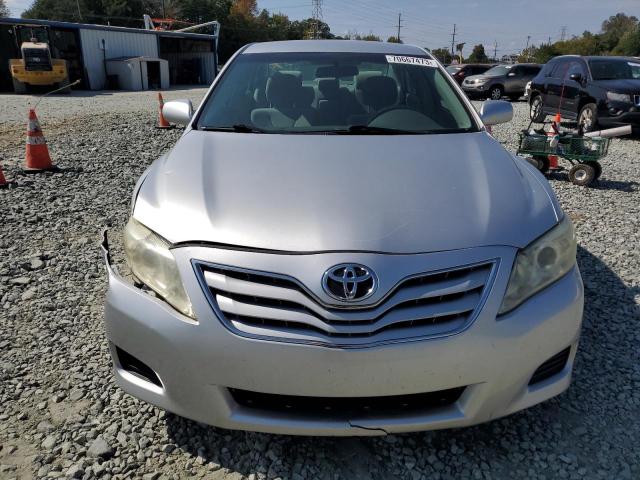 4T4BF3EK2BR168268 - 2011 TOYOTA CAMRY BASE SILVER photo 5