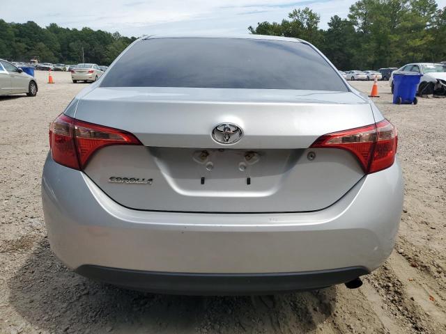 2T1BURHE9JC047844 - 2018 TOYOTA COROLLA L ვერცხლისფერი ფოტო 6