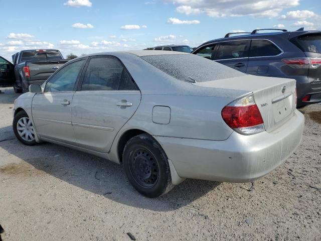 4T1BE30K85U419092 - 2005 TOYOTA CAMRY LE SILVER photo 2