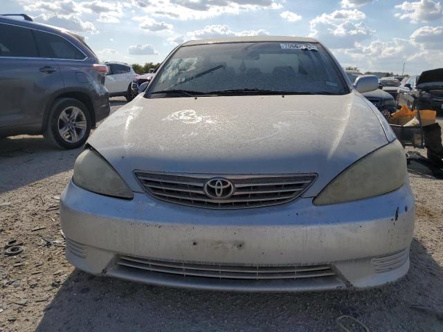 4T1BE30K85U419092 - 2005 TOYOTA CAMRY LE SILVER photo 5