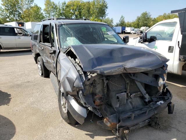 1FMPU16515LA33246 - 2005 FORD EXPEDITION XLT GRAY photo 4