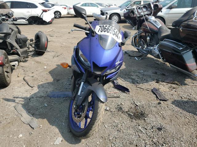 MH3RH18YXPK013340 - 2023 YAMAHA YZFR3 A BLUE photo 2