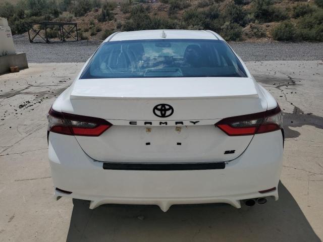 4T1T11AK5PU170790 - 2023 TOYOTA CAMRY SE NIGHT SHADE WHITE photo 6